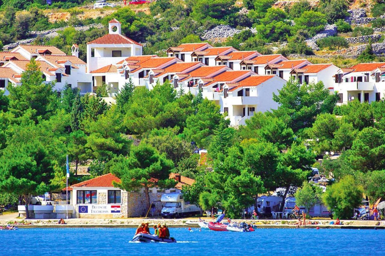 Belvilla Apartments In Holiday Resort Jezera Village, Island Murter Tisno Exterior photo